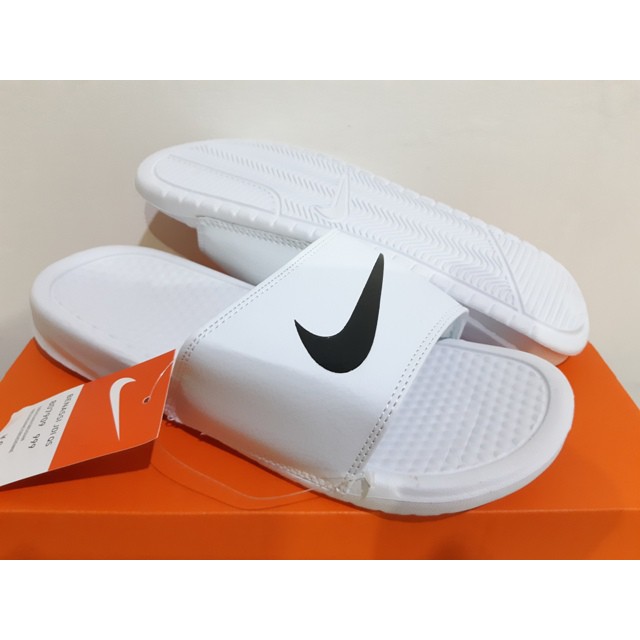 nike benassi white black