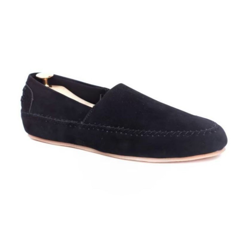 HIGHLAND BLACK |WOLF x COZY| Sepatu Slip on Pria Santai Casual Formal Suede Kerja Simple