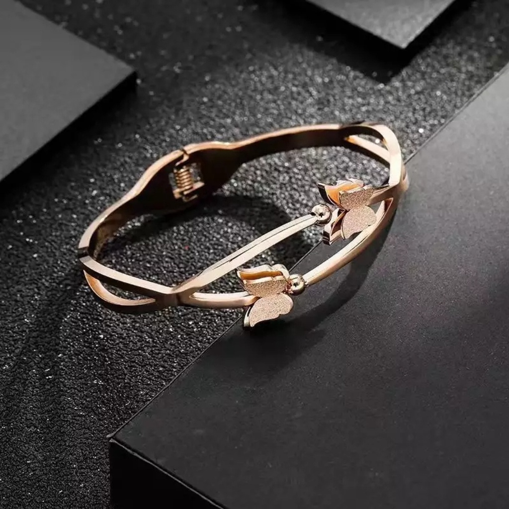 Gelang Titanium Multilayer Froster ButterFly Charms Bangle