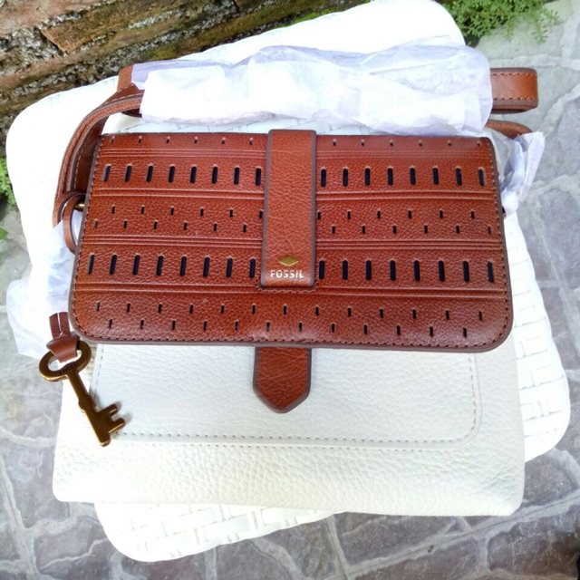 Fossil kinley vanilla brown crossbody