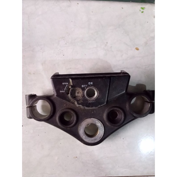 segitiga atas T mp mono megapro monoshock 150 new megapro raiser ori copotan