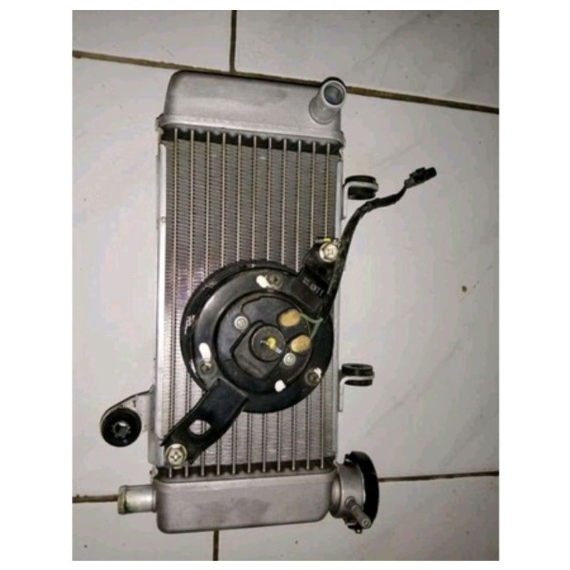 Radiator Cb r Old radiator Fullset Cb r 150 Old Original(bekas