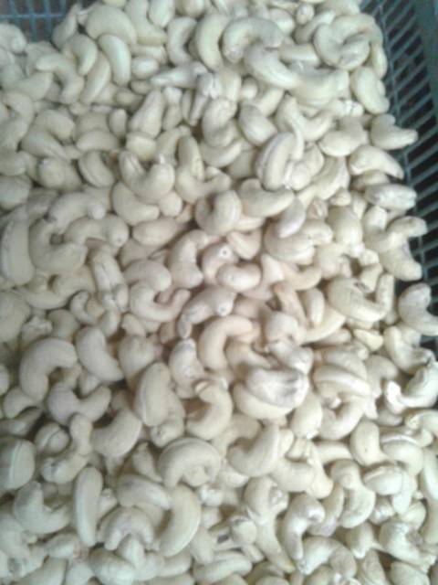 

Mete mentah utuh 1000 gr