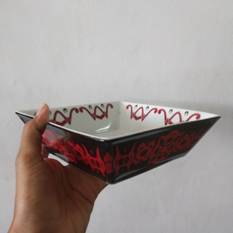 MANGKOK MANGKUK KERAMIK KOTAK SANGO MOTIF GOTIC HITAM MERAH PUTIH KOLEKSI HALLOWEEN DEKOR