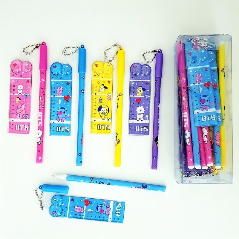 

Pulpen BT21 Gantungan Penggaris - Bolpoin / Pen Gel BTS Gantungan Penggaris 12cm