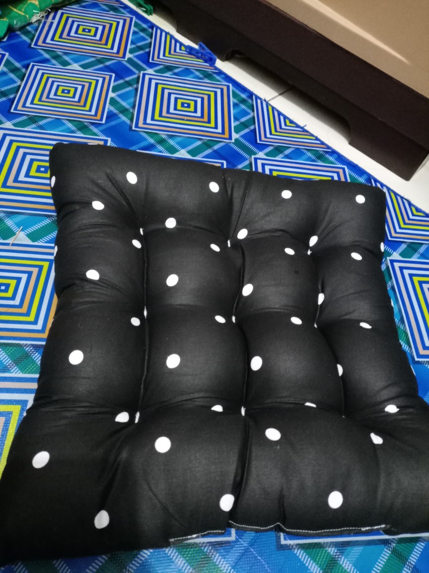 Bantal Alas Serbaguna Polkadot Murah Berkualitas