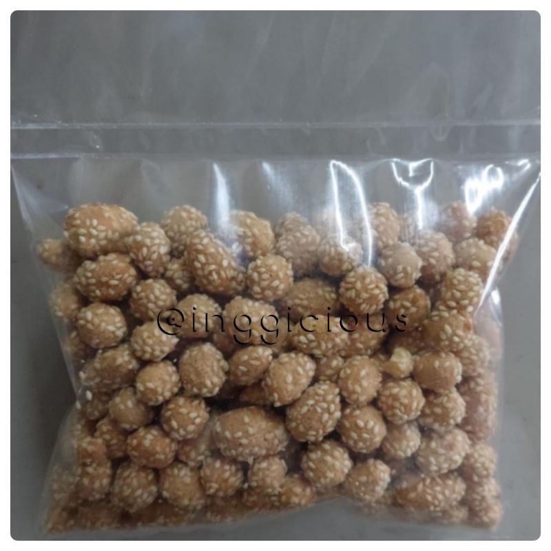 

Ciput Wijen roombutter 250 gr ciput bulat Wijen Siput Wijen bulat onde mini wijen Kue onde Kue ciput
