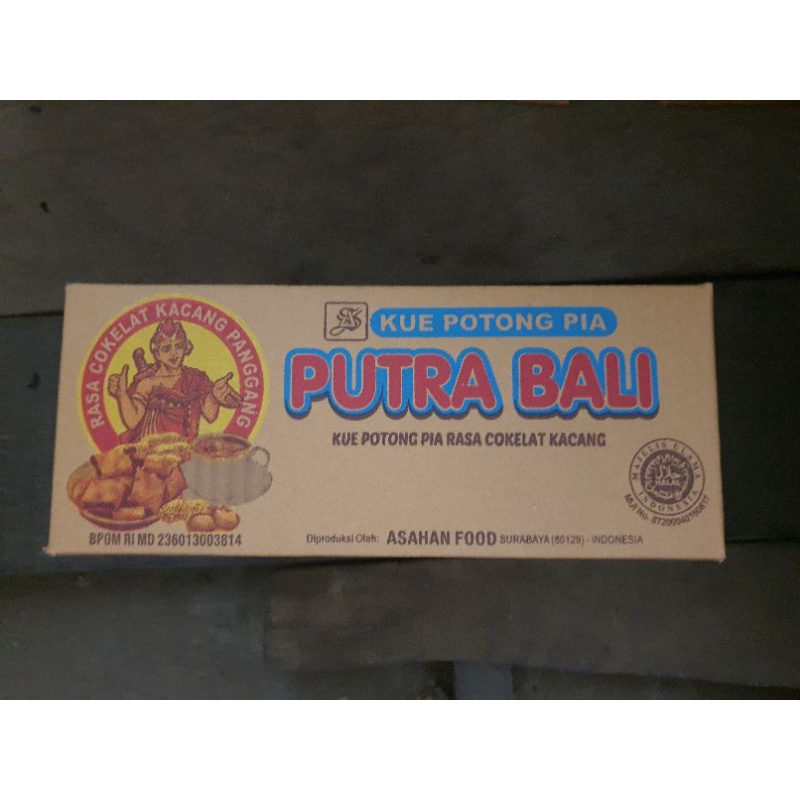 

Kue Potong Pia Putra Bali Rasa Coklat Kacang 1dus isi 10 x 10