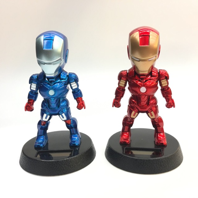 Pajangan Figure Miniatur Mobil Solar Power Iron Man Ironman