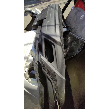 bodykit innova Reborn toyota innova reborn bodykit inova reborn facelift  depan 2021 original -- pnp