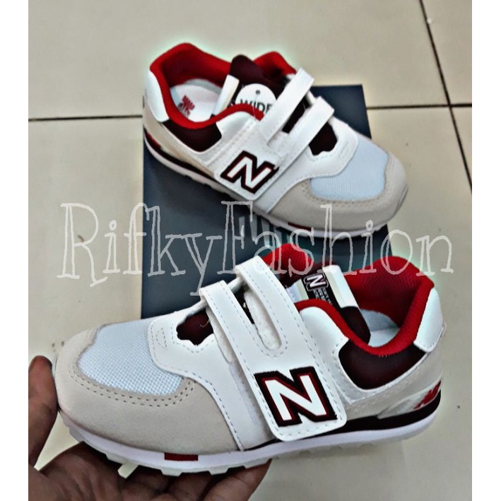 Sepatu Anak New Balance IV574NLA