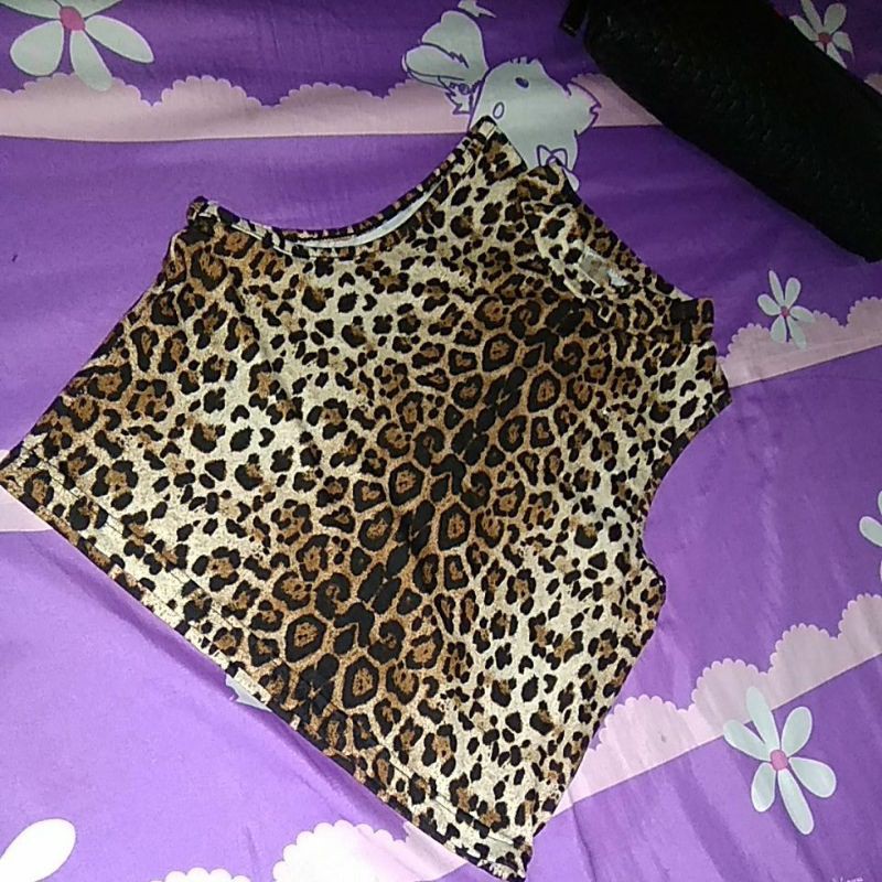 crop top leopard