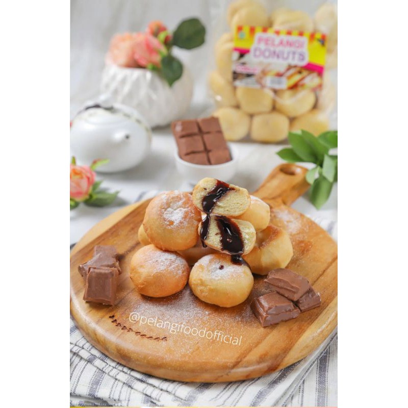 

Pelangi Donuts Coklat isi 12 & 24 pcs