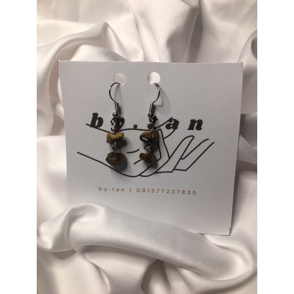 EARING (anting) tiger eye stone