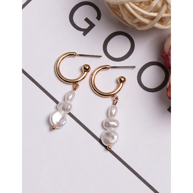 LRC Anting Tusuk Fashion Gold Pearl Earrings F59070