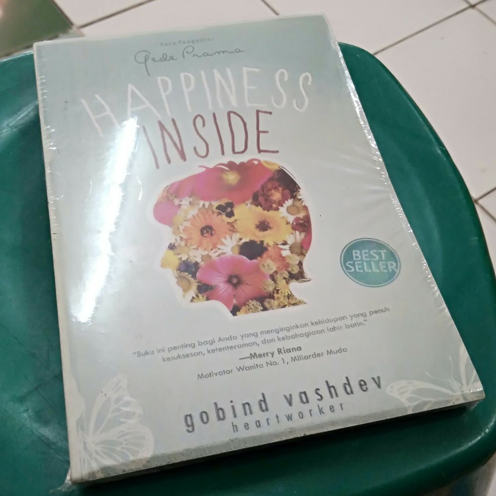 HAPPINESS INSIDE bestseller - Gobind Vashdev