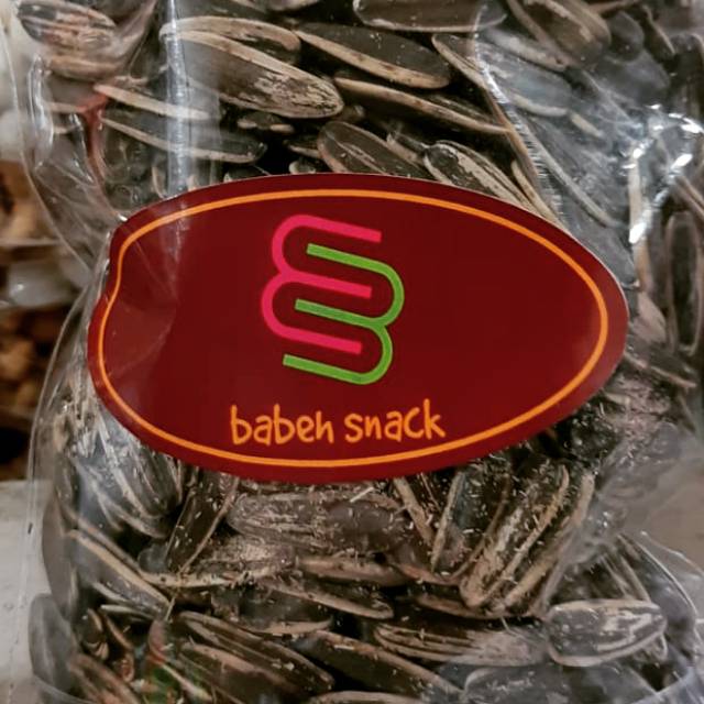 

Camilan/snack kuaci/kwaci