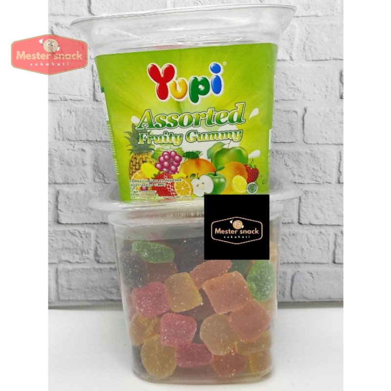 

Yupi Assorted Fruity Gummy 400 gram