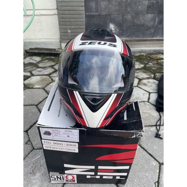 Preloved Helm Balam Zeus Zs 806 Black Doff li52 Red 28