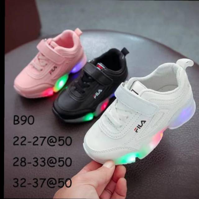 sepatu anak terlaris fila