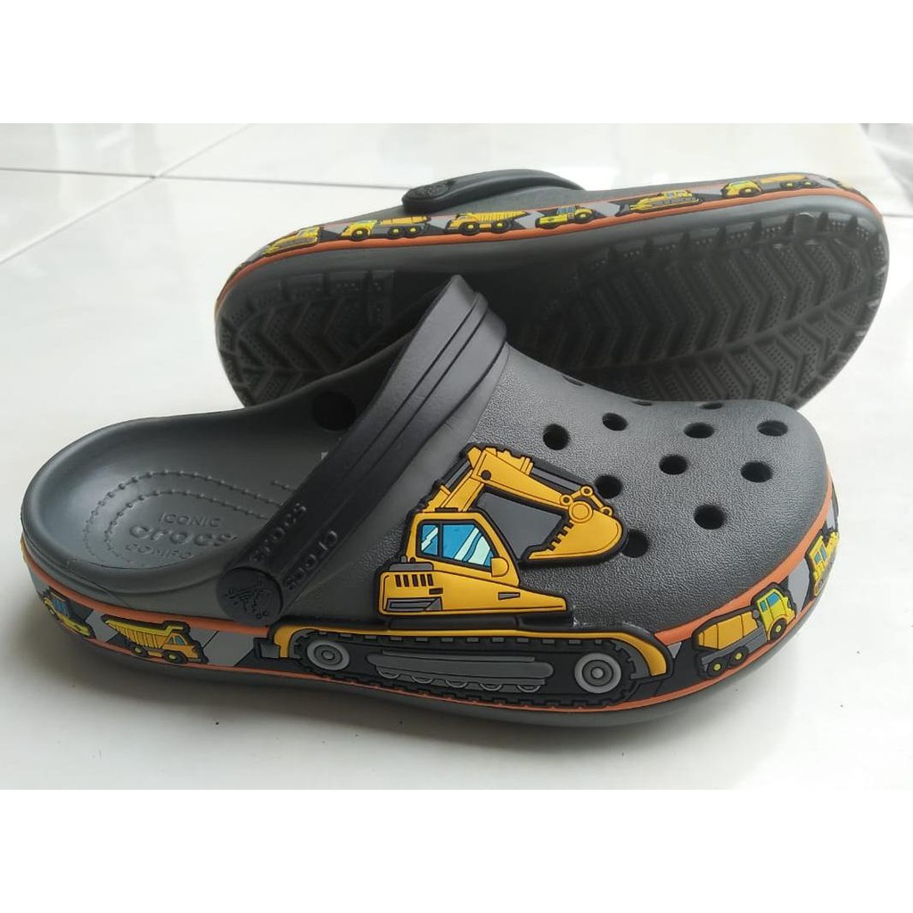 Crocs / Crocs Anak / Sepatu Sandal Anak / Crocs Kids / Crocs Traktor / Crocs Tractor / Sandal Anak