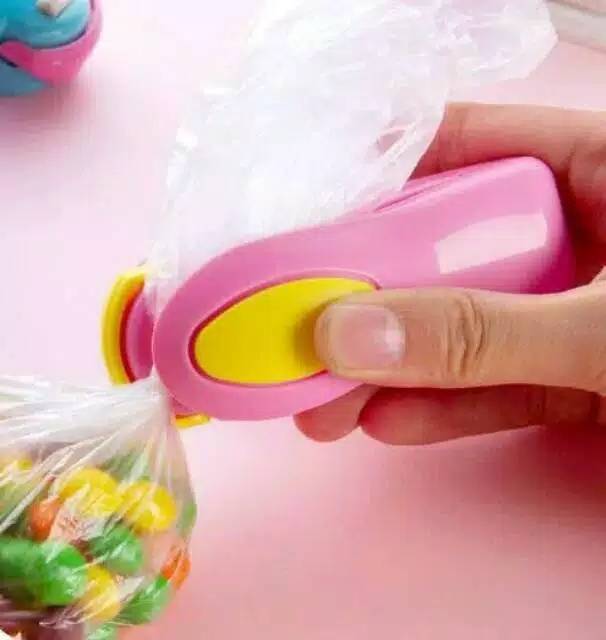 Handy Sealer Perekat Plastik Makanan Alat Press Plastik