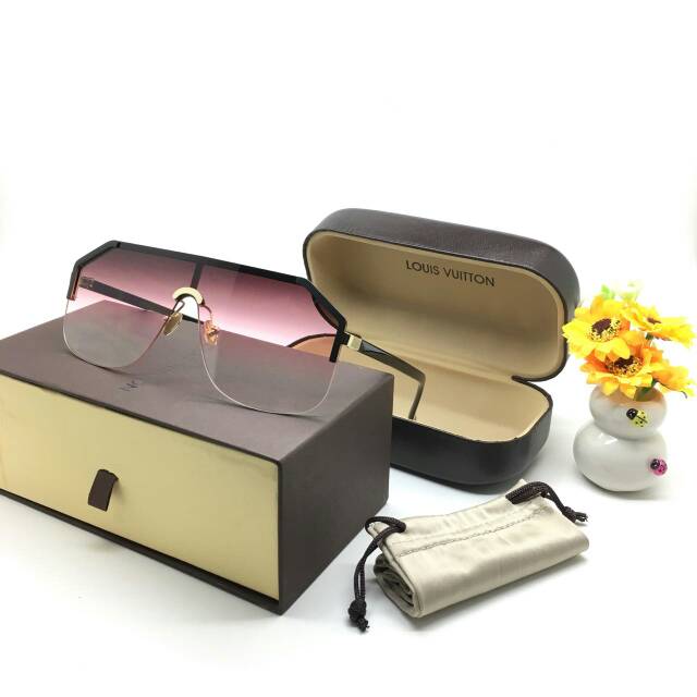 Kacamata Louis Vuitton 22071