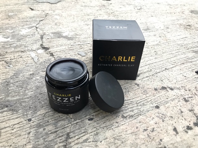 Pomade Tezzen Charlie Activated Charcoal Clay Matte Free Sisir Carbon