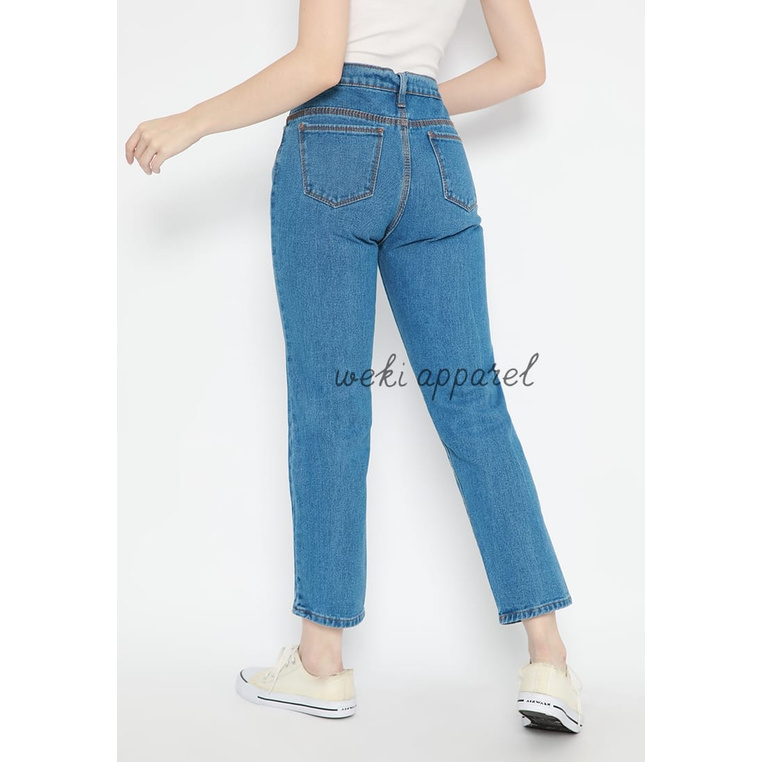 Weki Boyfriend Jeans Wanita  Medium Blue