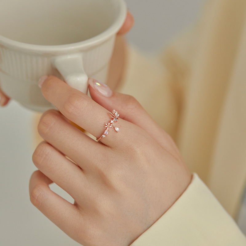 Cincin Model Terbuka Dapat Disesuaikan Desain Bunga Hati Untuk Wanita