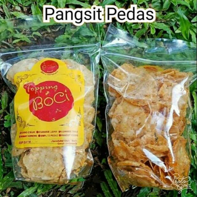 

Pangsit pedas