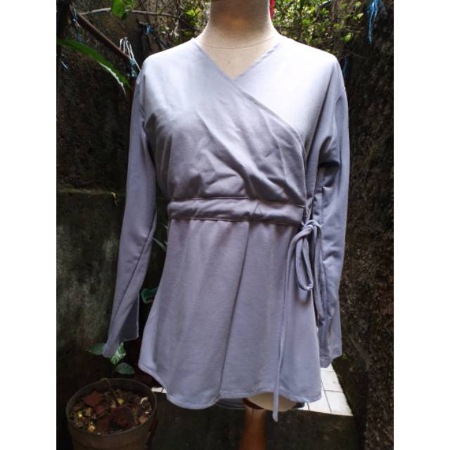 Blouse Tali Lengan Panjang