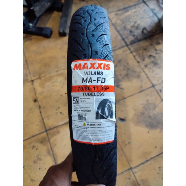 Maxxis volans 70/80-17 tubles ban luar maxxis volans 70/80 17 tubles