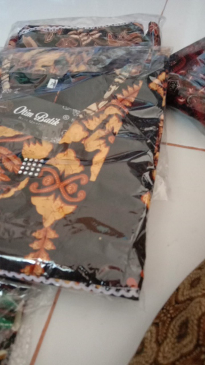 151. Gamis Batik Anak Balpong