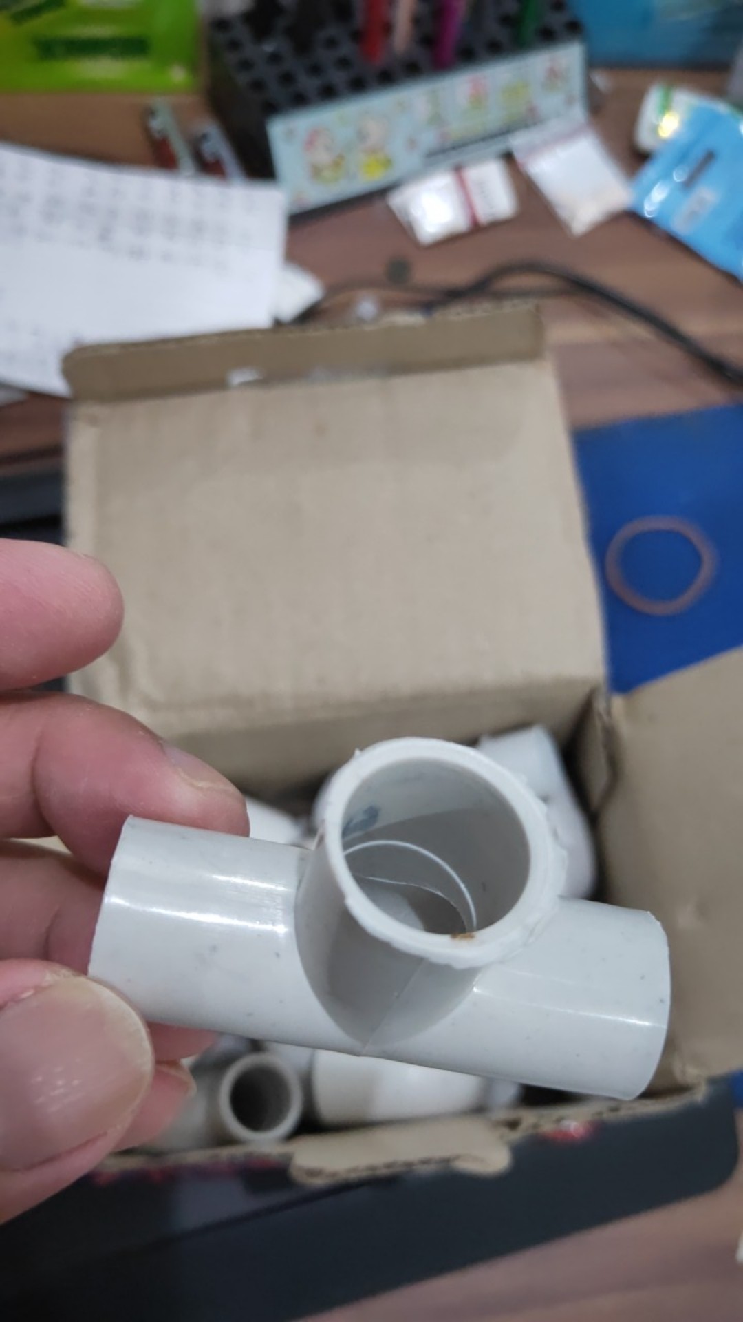 Knee L Pipa Listrik / Keni L Pipa Listrik # 5/8 Putih Per Pcs