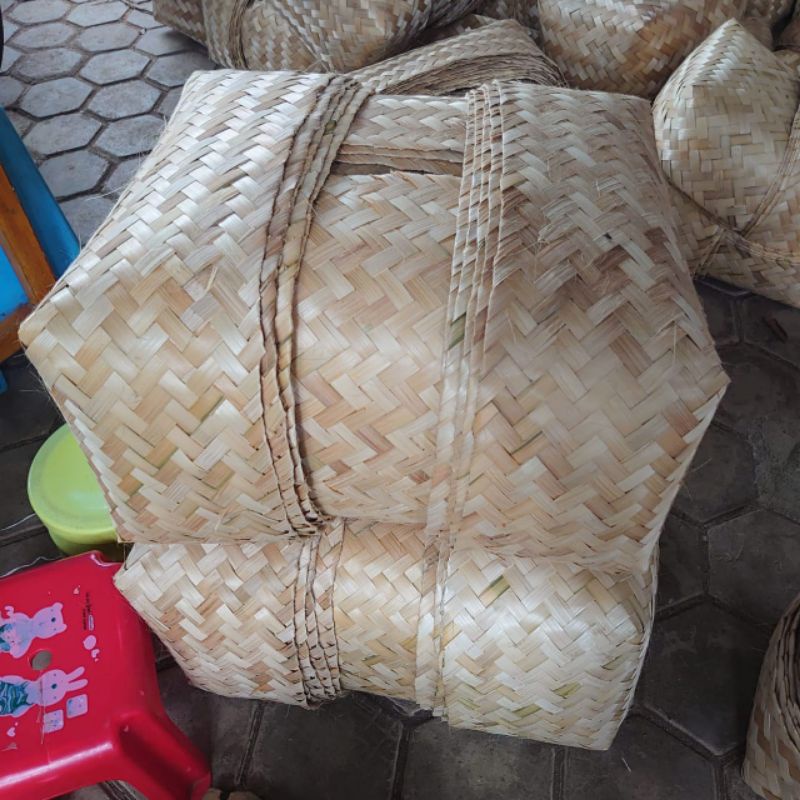 Sepasang Besek 50X30 Besek Jumbo Persegi Panjang Besek Walet Besek Anyam Lebar