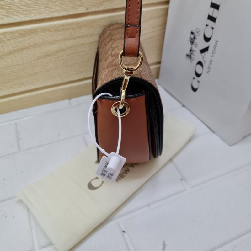 Coch half moon / Tas co@ch ellen crossbody signature import / tas coa ellen import uk 21x15x6