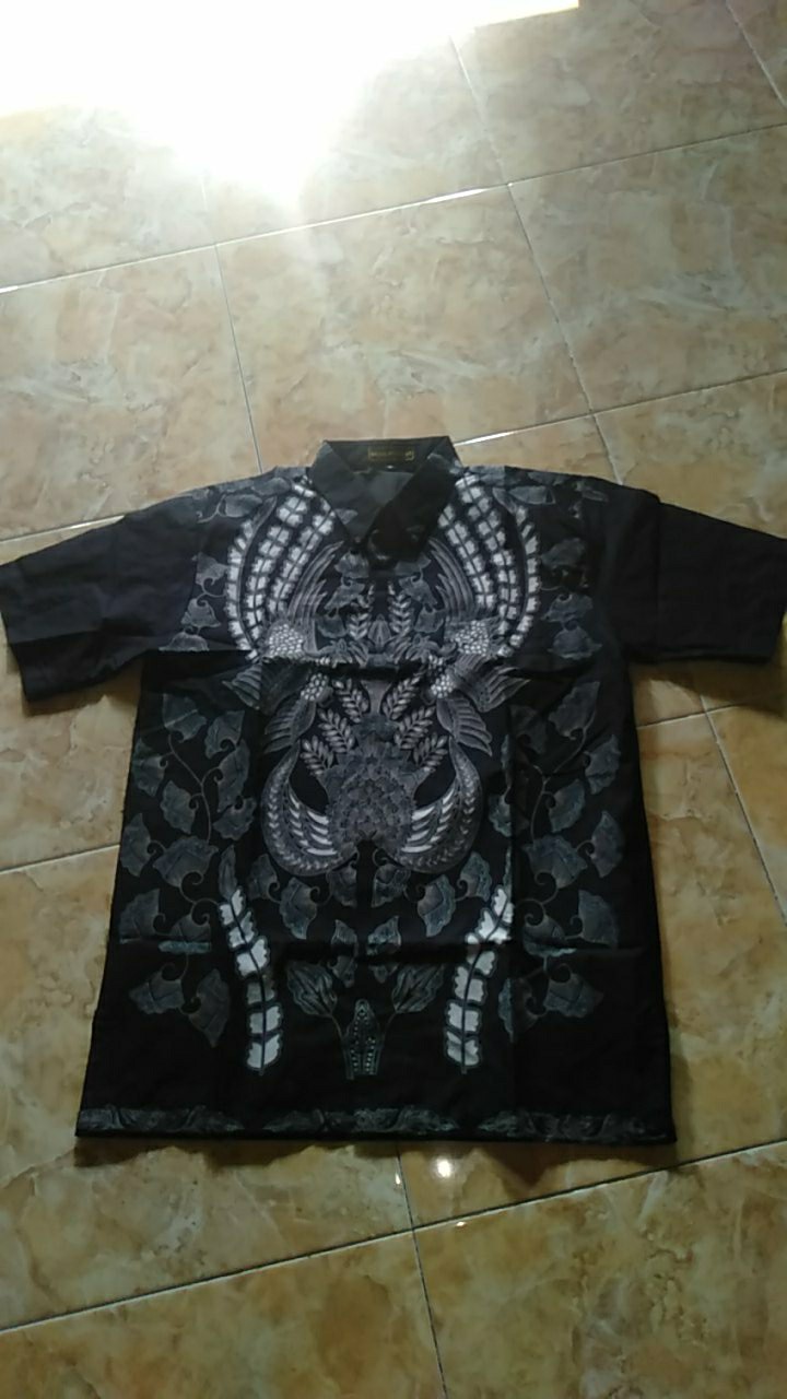 Abhinaya Pendek Kemeja Batik Pria Full Furing Bahan Katun Sragenan