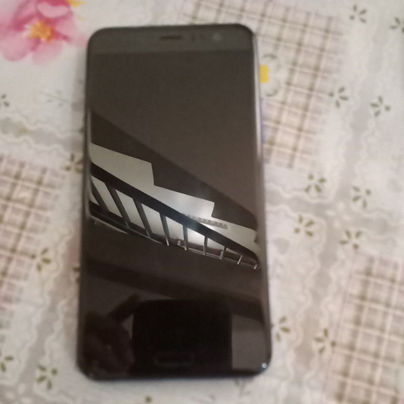 HTC U11 SECOND SESAUAI GAMBAR