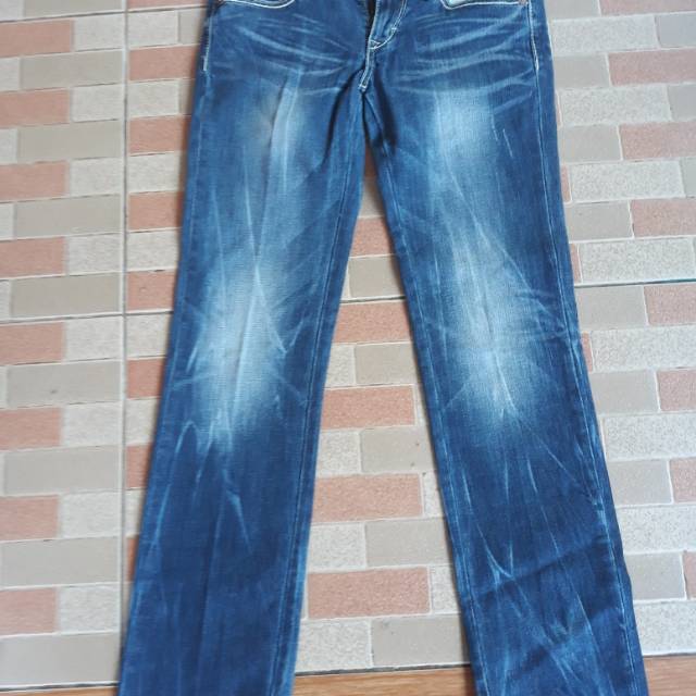 Levi's jeans