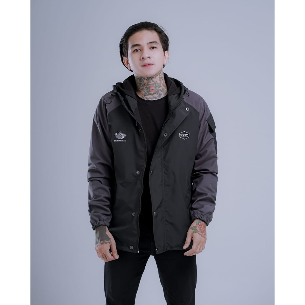JAKET PRIA - JAKET PARASUT CASUAL SALVIO HEXIA - JAKET PARASUT PRIA - JAKET PRIA PARASUT - JAKET WP-Casual Hitam Abu