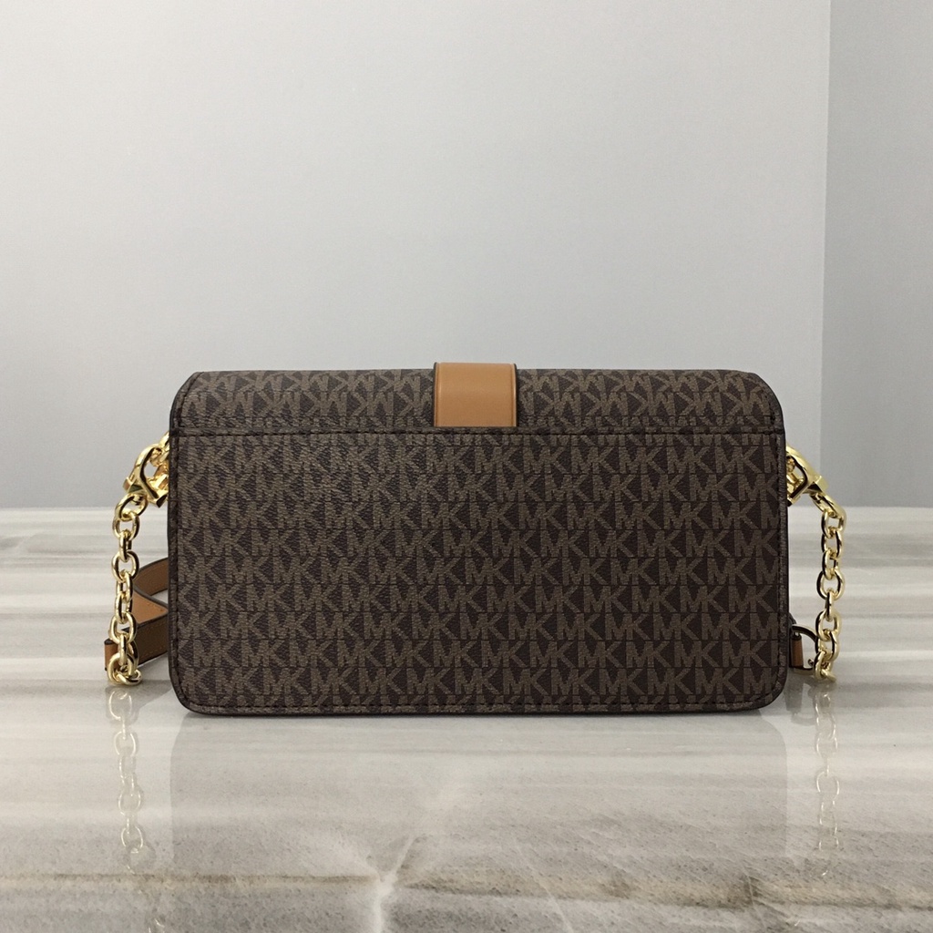 Michael Kors Greenwich Medium Logo