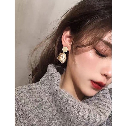 LRC Anting Fashion White Geometry Oil Drop Alloy Earrings With Crushed Stone