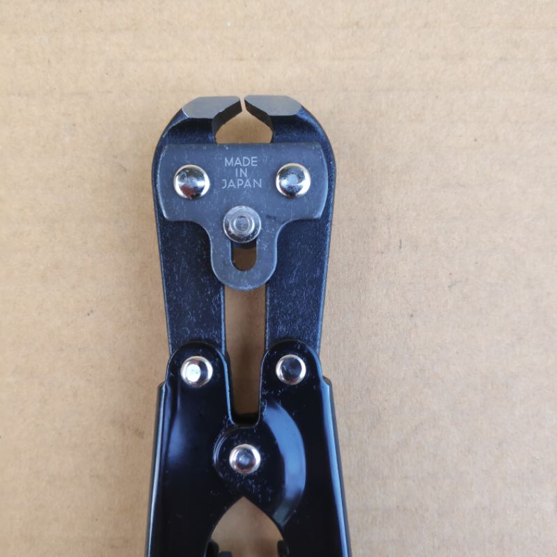 Tool Hozan Spoke Cutter C 216. Alat Potong Pemotong Ruji Jari Jari Sepeda C-216