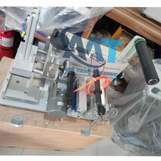 Mesin Labelling/Sticker Botol Permukaan Datar Mt-60 Semi Auto