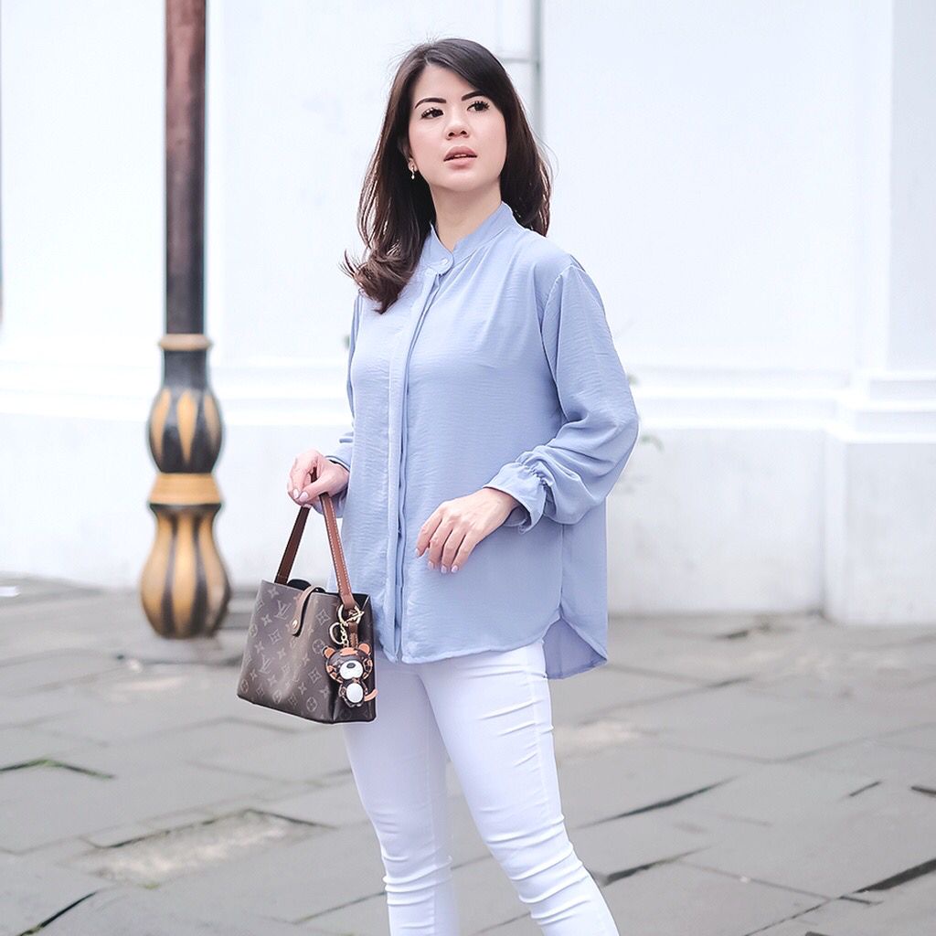 Puffy Crincle Blouse Wanita  / Blouse Salur Wanita / Blouse Kerja Wanita-HILARY BLUE BLOUSE