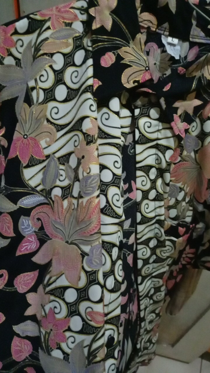 Couple Kemeja Dan Rok Prrisket Bougenvil Hitam