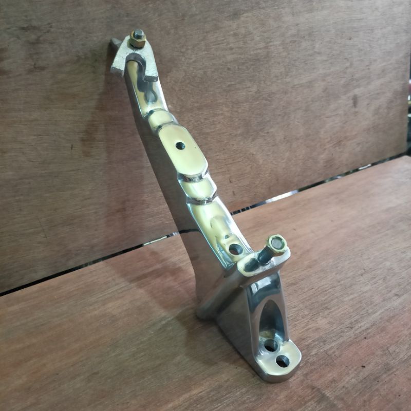 Tiang ban serep dudukan ban serep vespa sprint super ring 10 almunium poles