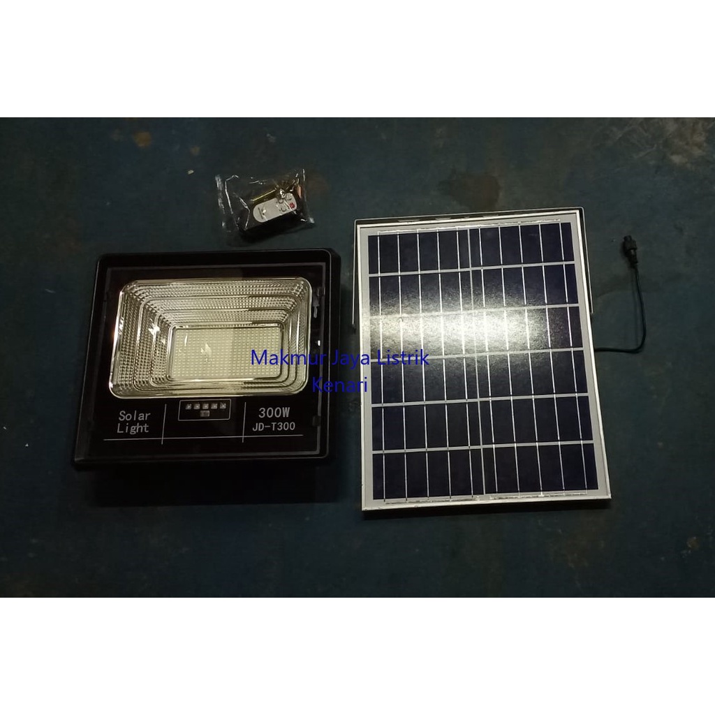 Lampu Sorot Solar Cell Led 300 Watt Lampu Sorot Tenaga Surya Led 300W