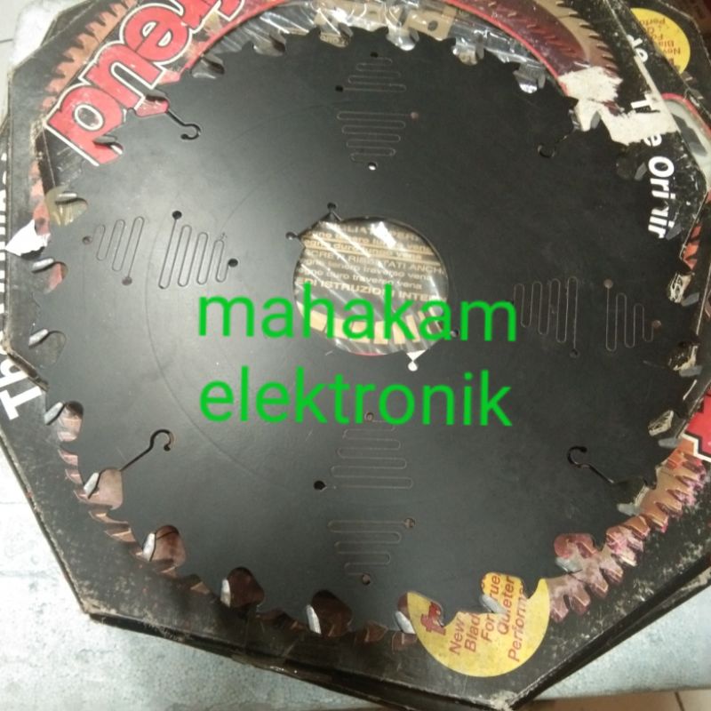 gergaji freud diameter 12 inch mata 26 LM59M 300X3.2X70Z=26spesifikasi :type : LM59Mdiameter : 300mm